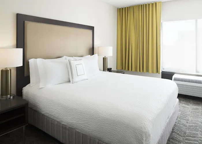 Springhill Austin Hotel